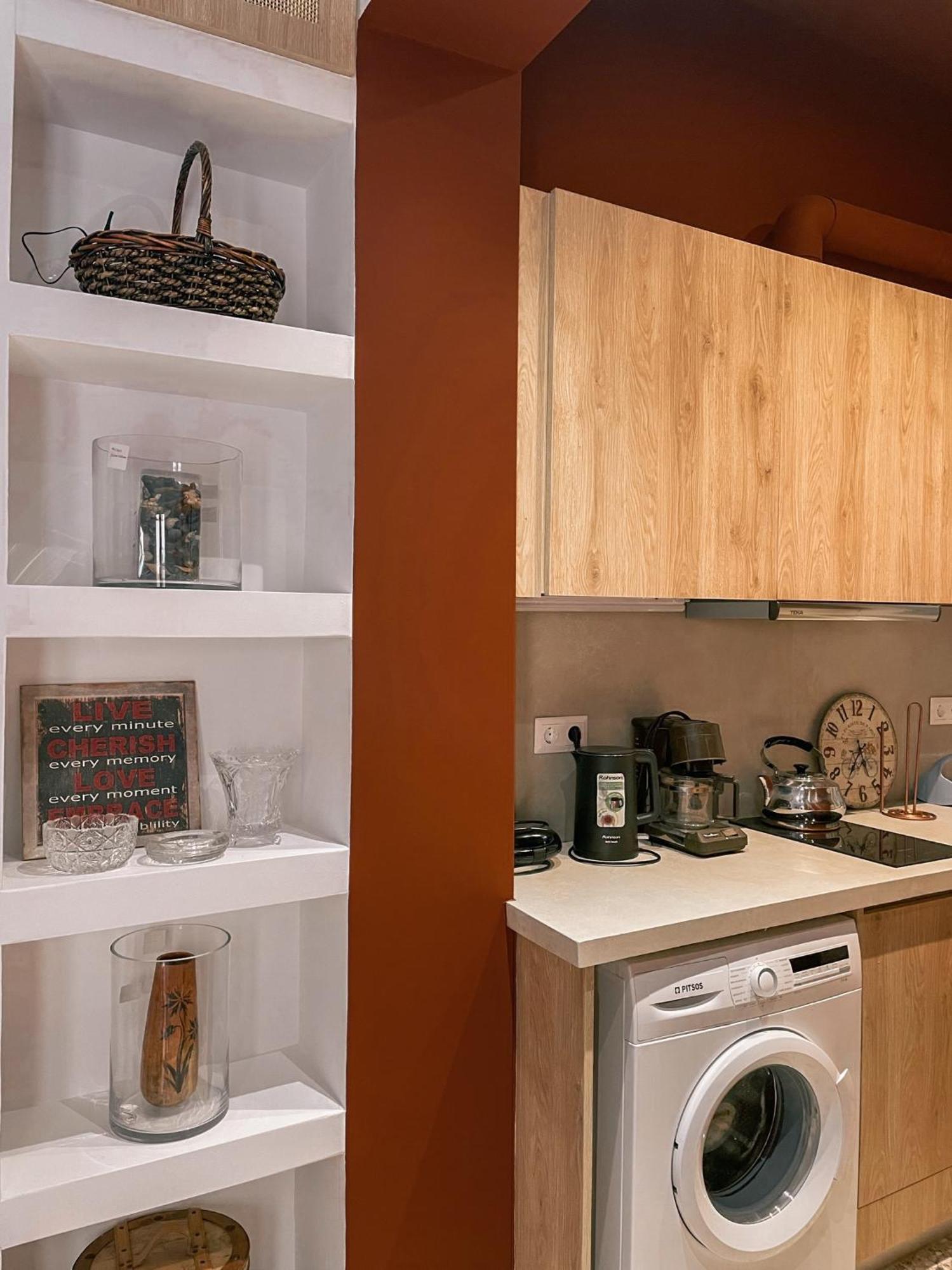 Apartment Near Metro + Port พีเรียส ภายนอก รูปภาพ