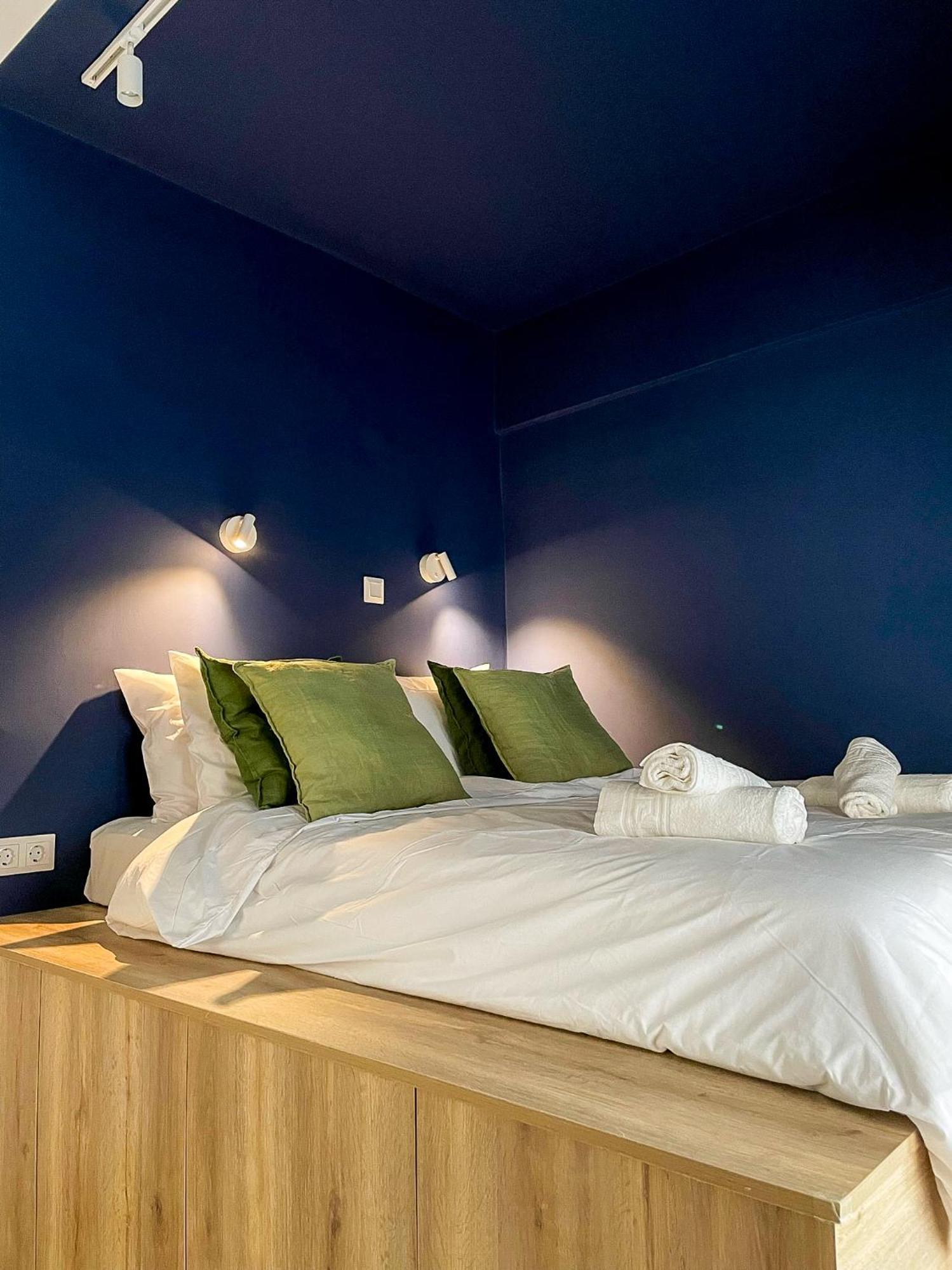 Apartment Near Metro + Port พีเรียส ภายนอก รูปภาพ
